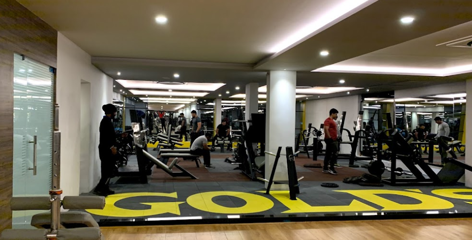 Gold’s Gym image 5